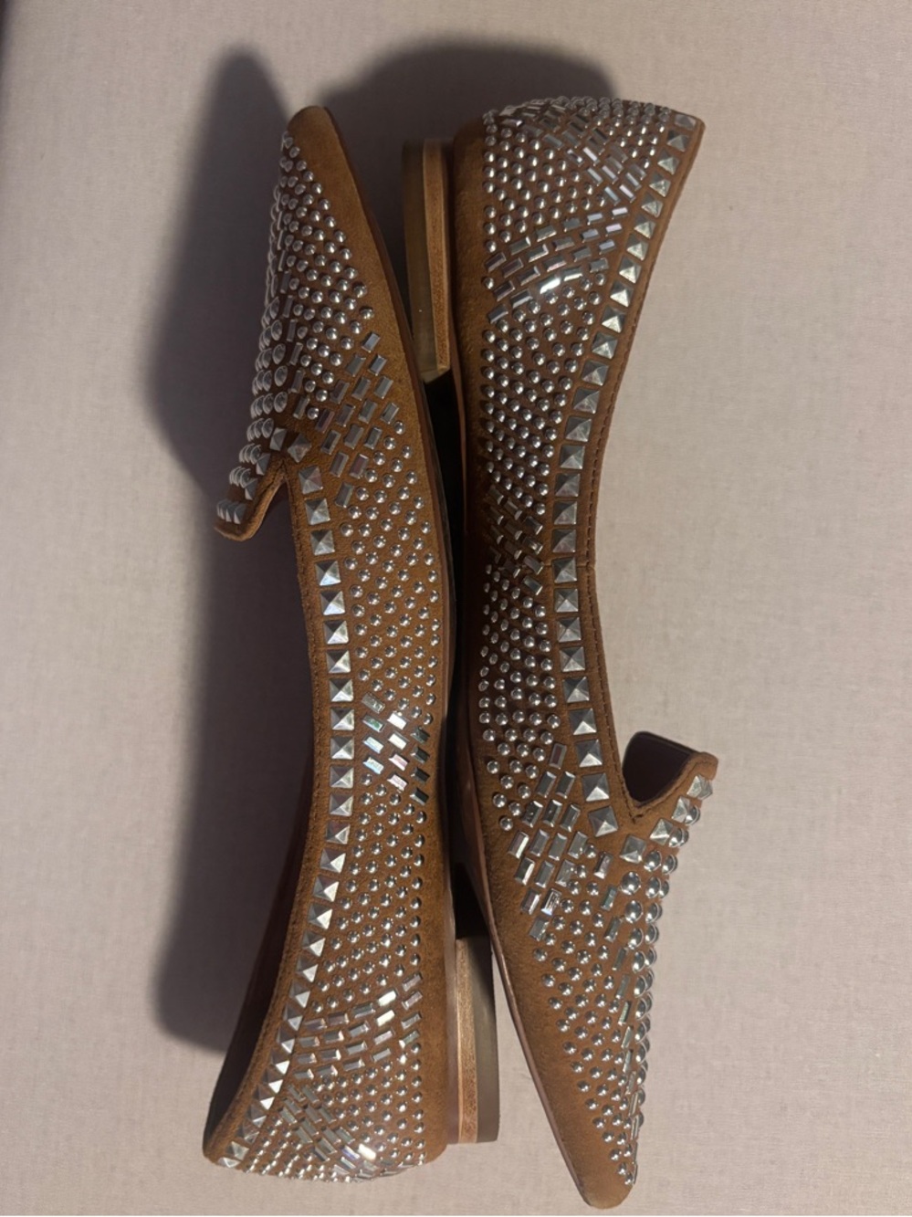 LINEA PAOLO Studded Pointed Toe Flat Tan SZ 6